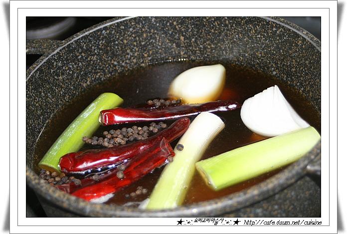 집에서 만드는 홍어삼합 ( 돼지고기 수육 맛있게 삶는 비결)