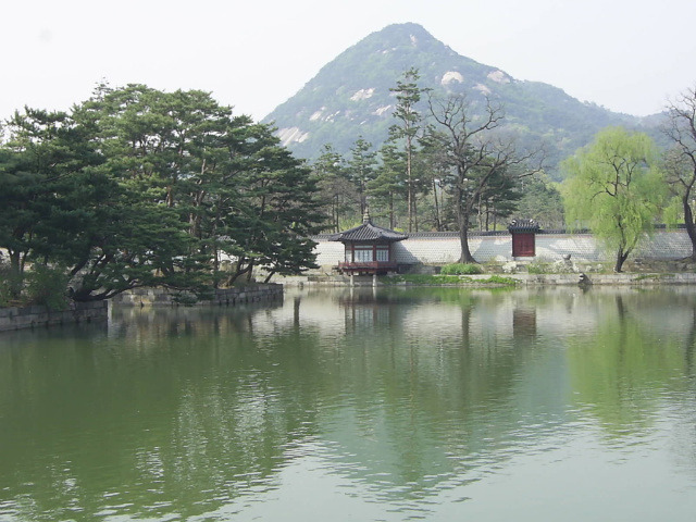 유월엔 이미지